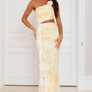 Hello Molly Yellow Floral One-Shoulder Dress